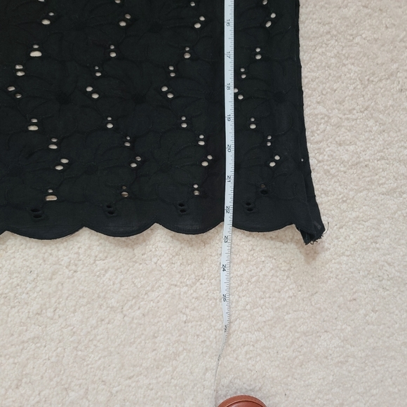LAUNDRY BY SHELLI SEGAL BLACK EYELET TOP - Picture 11 of 12